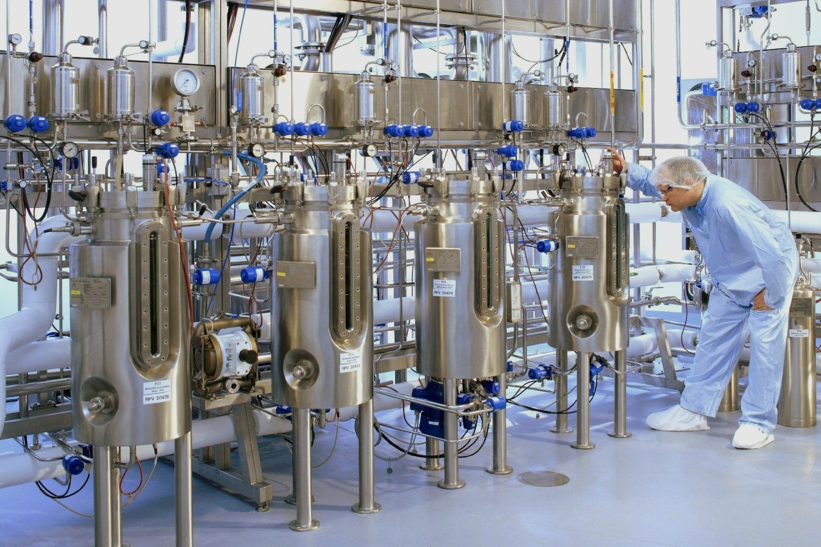 Продажа химического сырья в СПБ